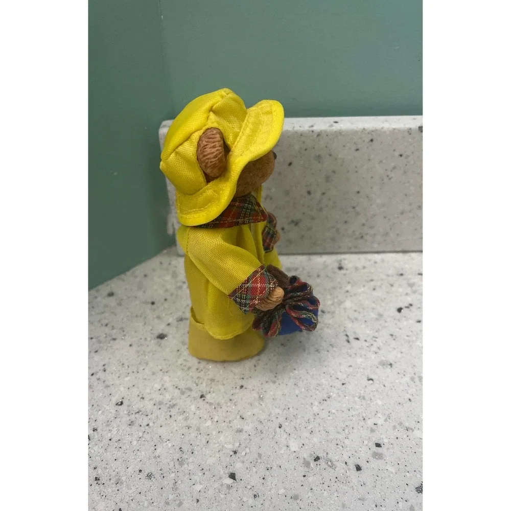 Vintage Russ Bear figurine